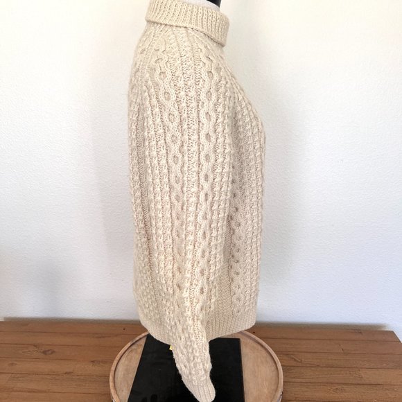 70's Carbery Irish Wool - Chunky Cream Sweater - Fisherman Knit- Size Medium - Picture 7 of 14